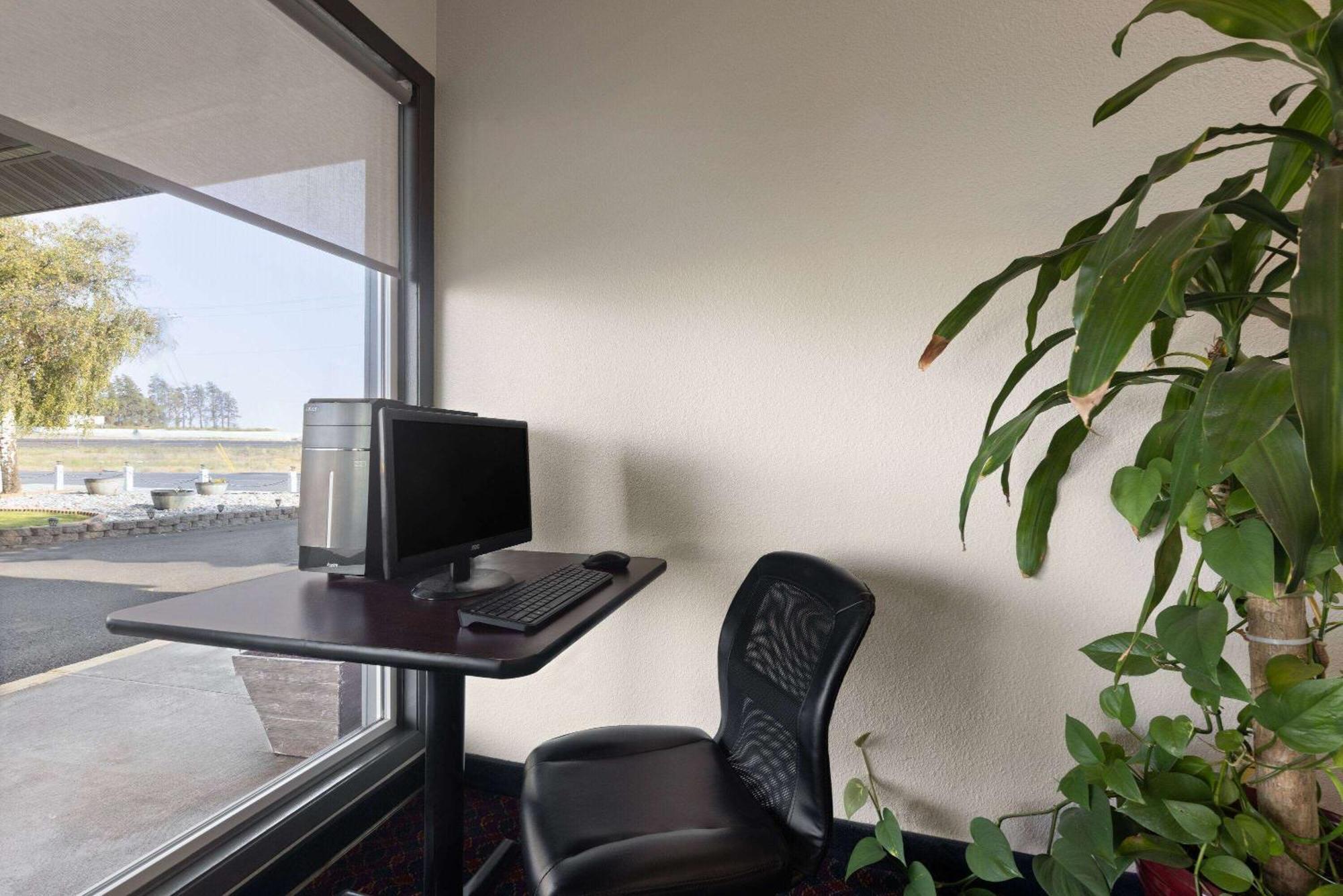 Days Inn By Wyndham Ritzville Extérieur photo