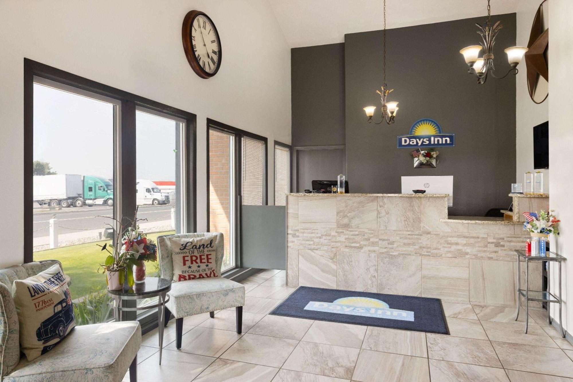 Days Inn By Wyndham Ritzville Extérieur photo